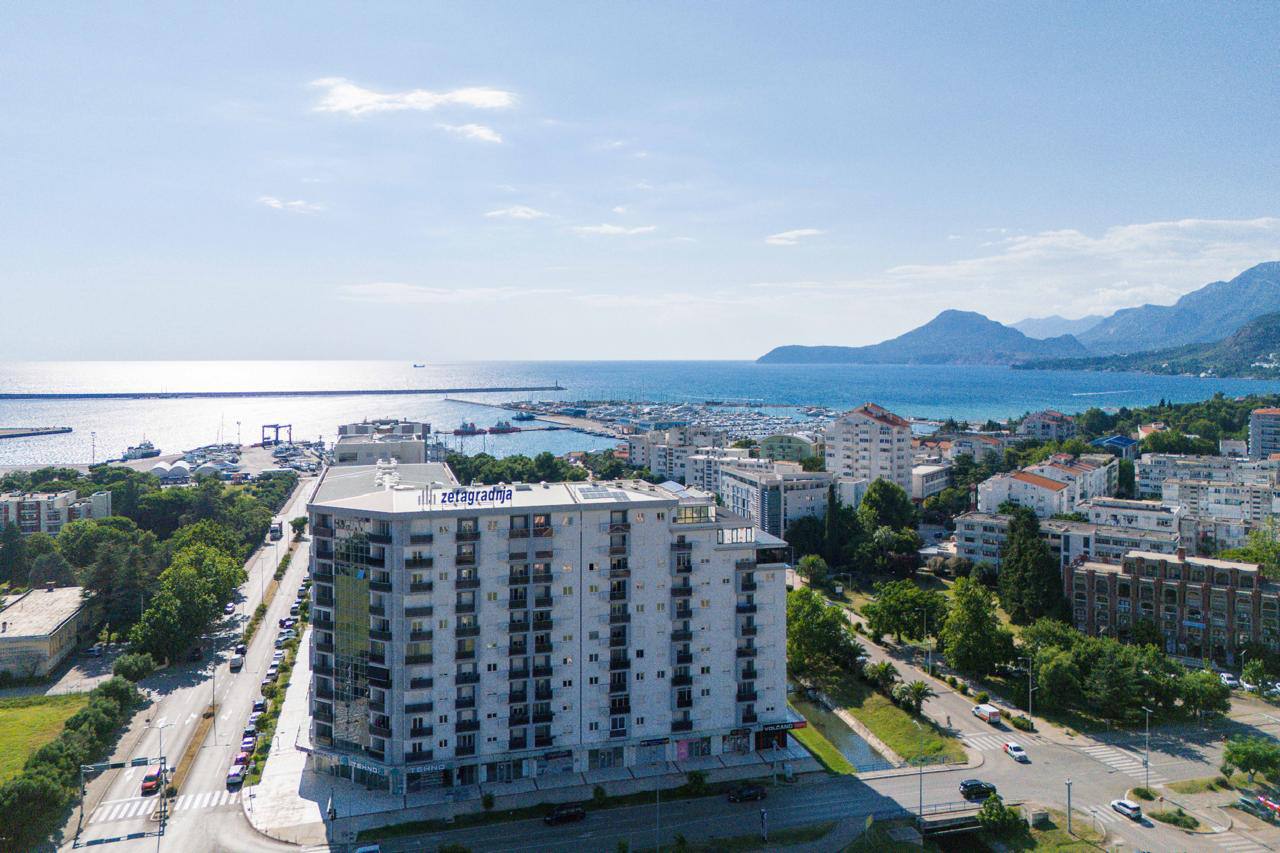 Квартира с 1 спальней в Баре, 52 м² 2