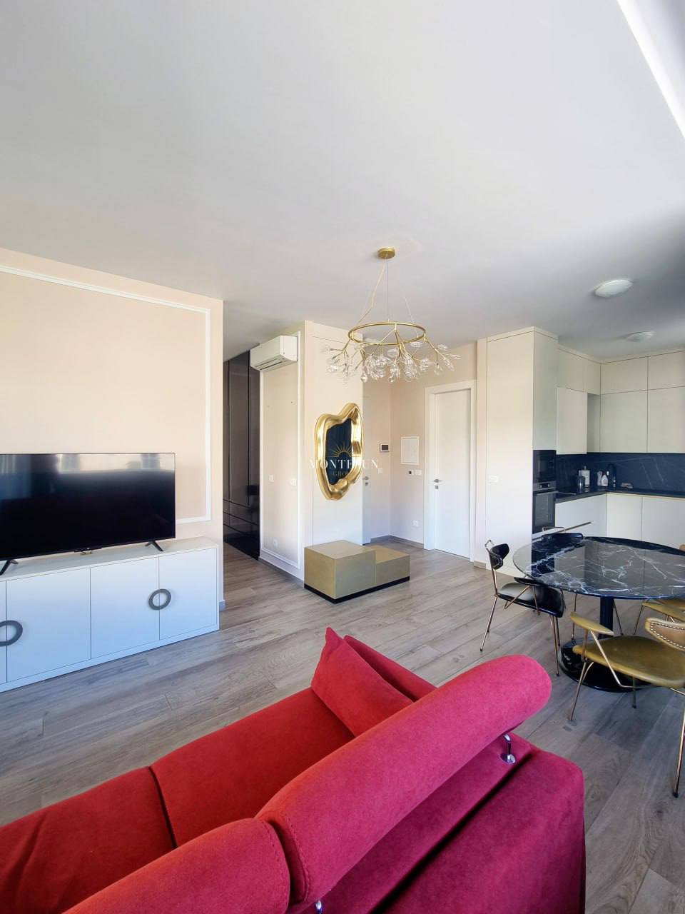 Квартира с 2 спальнями в Будве, 55 м²