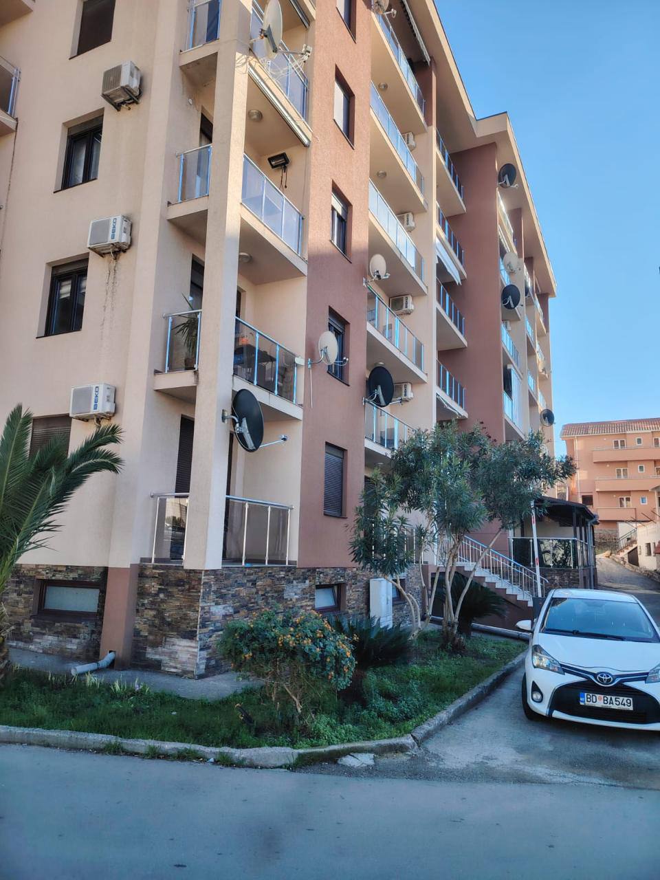 Квартира с 1 спальней в Бечичи, 40 м²