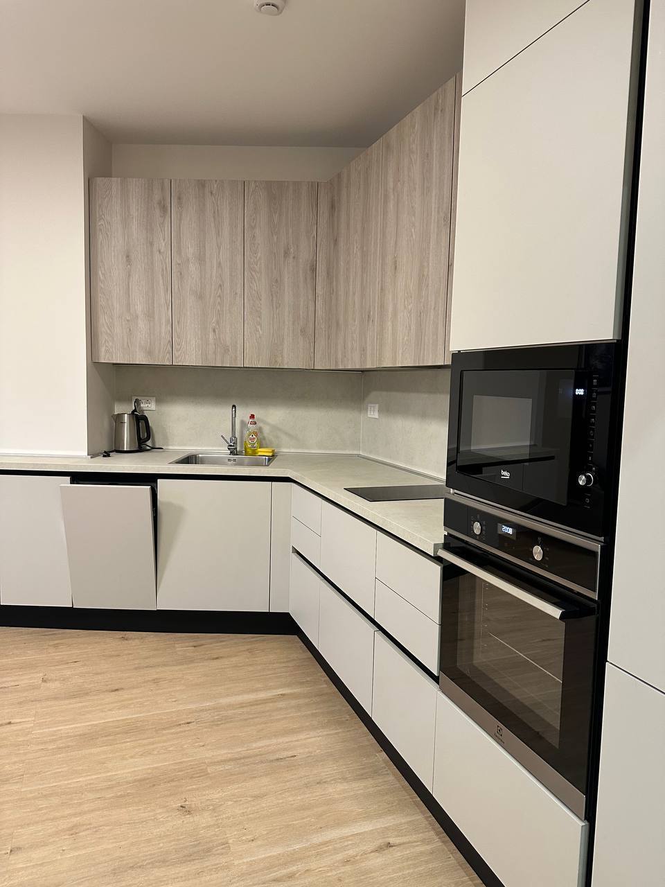 Квартира с 2 спальнями в Бечичи, 68 м²