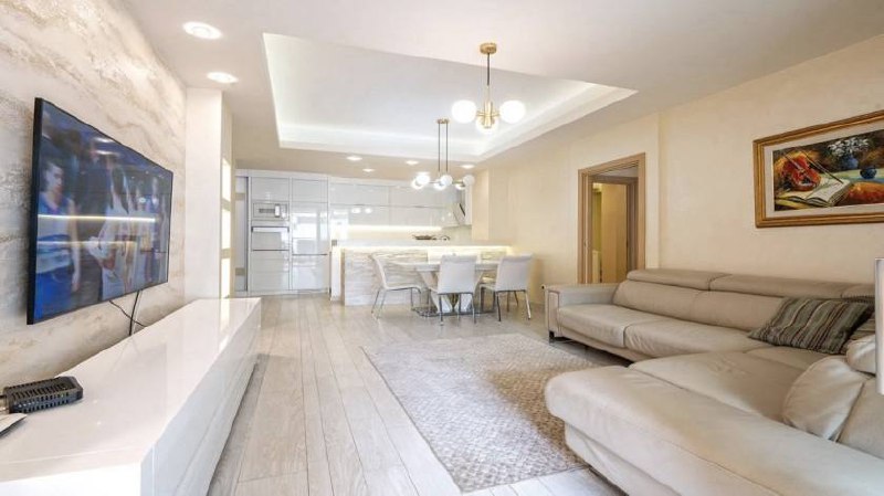 Квартира с 2 спальнями в Розино, 80 м²