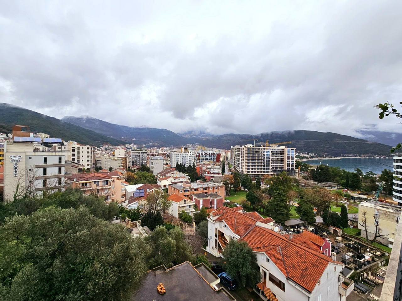 Квартира с 2 спальнями в Будве, 70 м² thumbnail 9