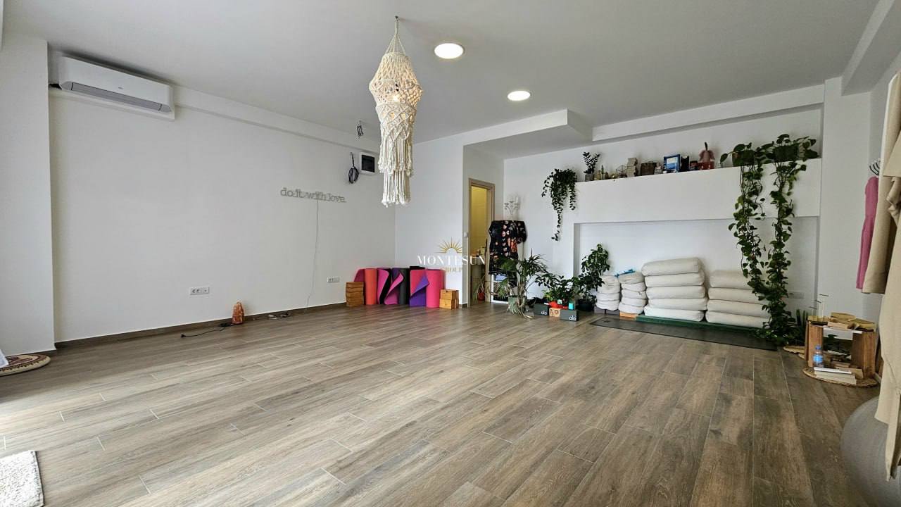 Коммерческое помещение в Будве, 38 м² 2