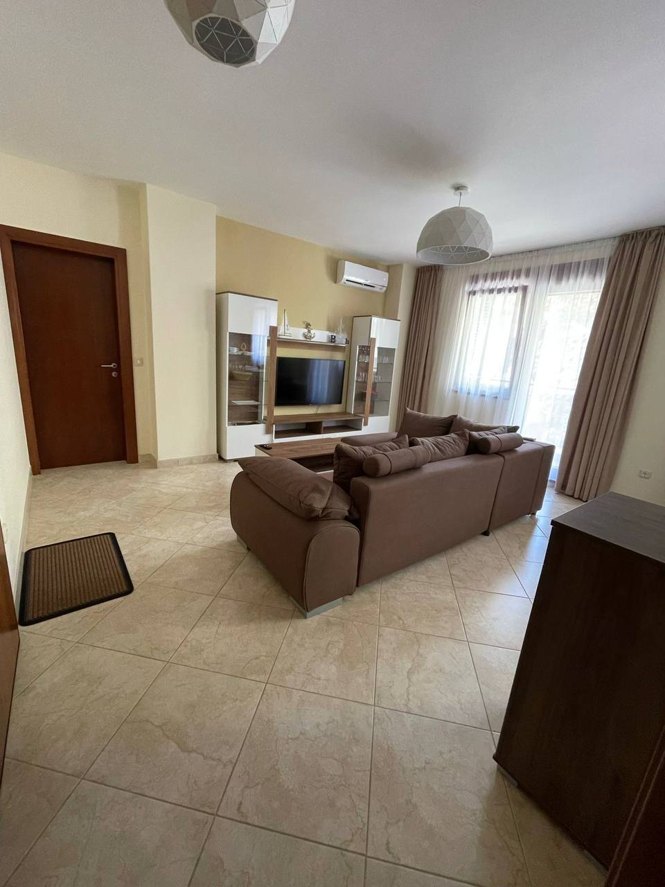 Квартира с 1 спальней в Бечичи, 70 м²