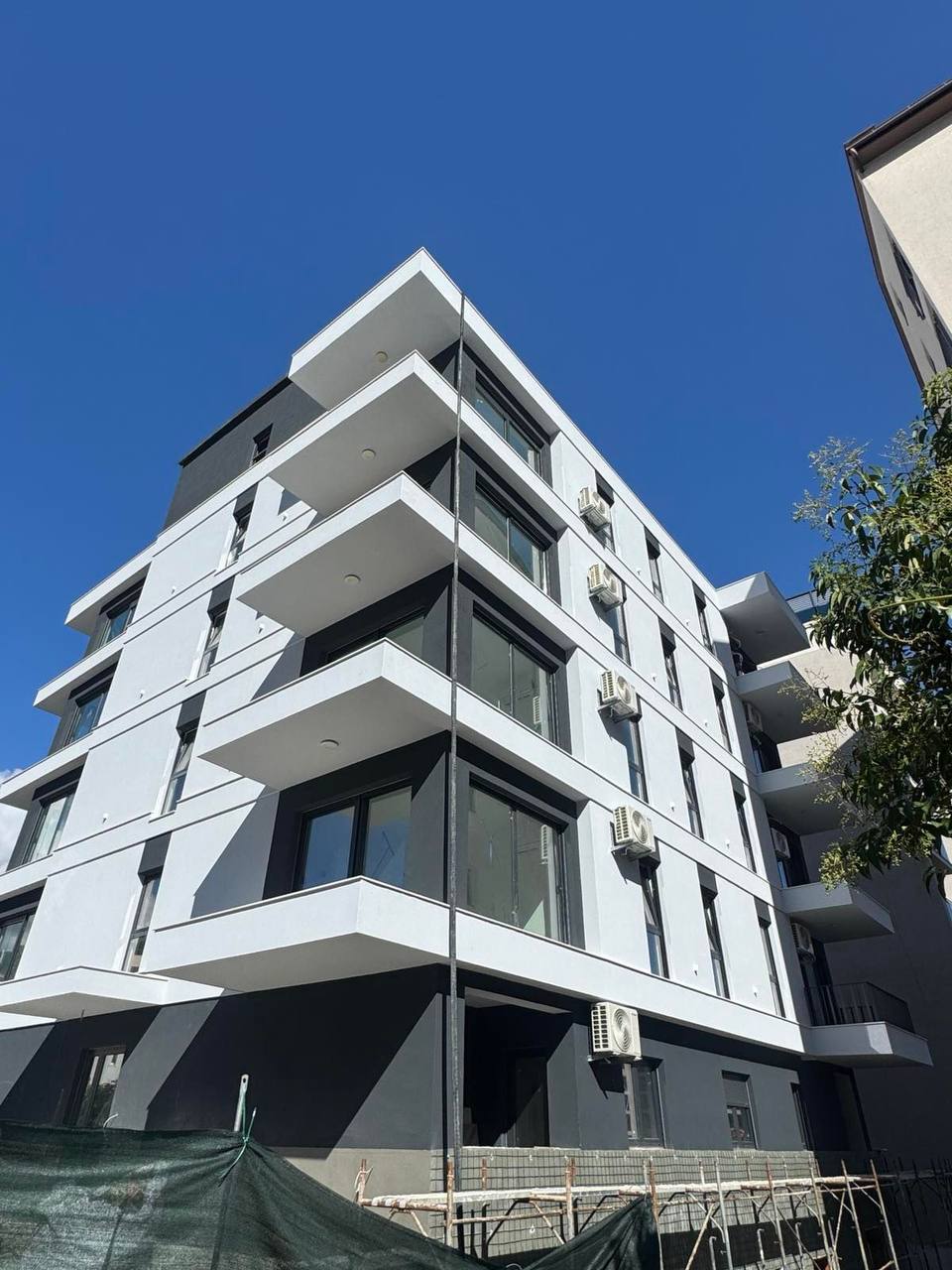 Квартира с 2 спальнями в Центр, 69.84 м²