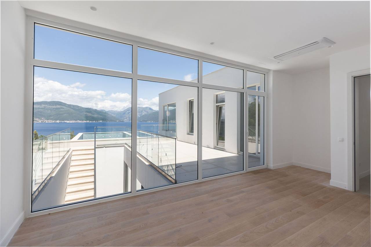 Вилла с 2 спальнями в Крашичах, 328 м² 3