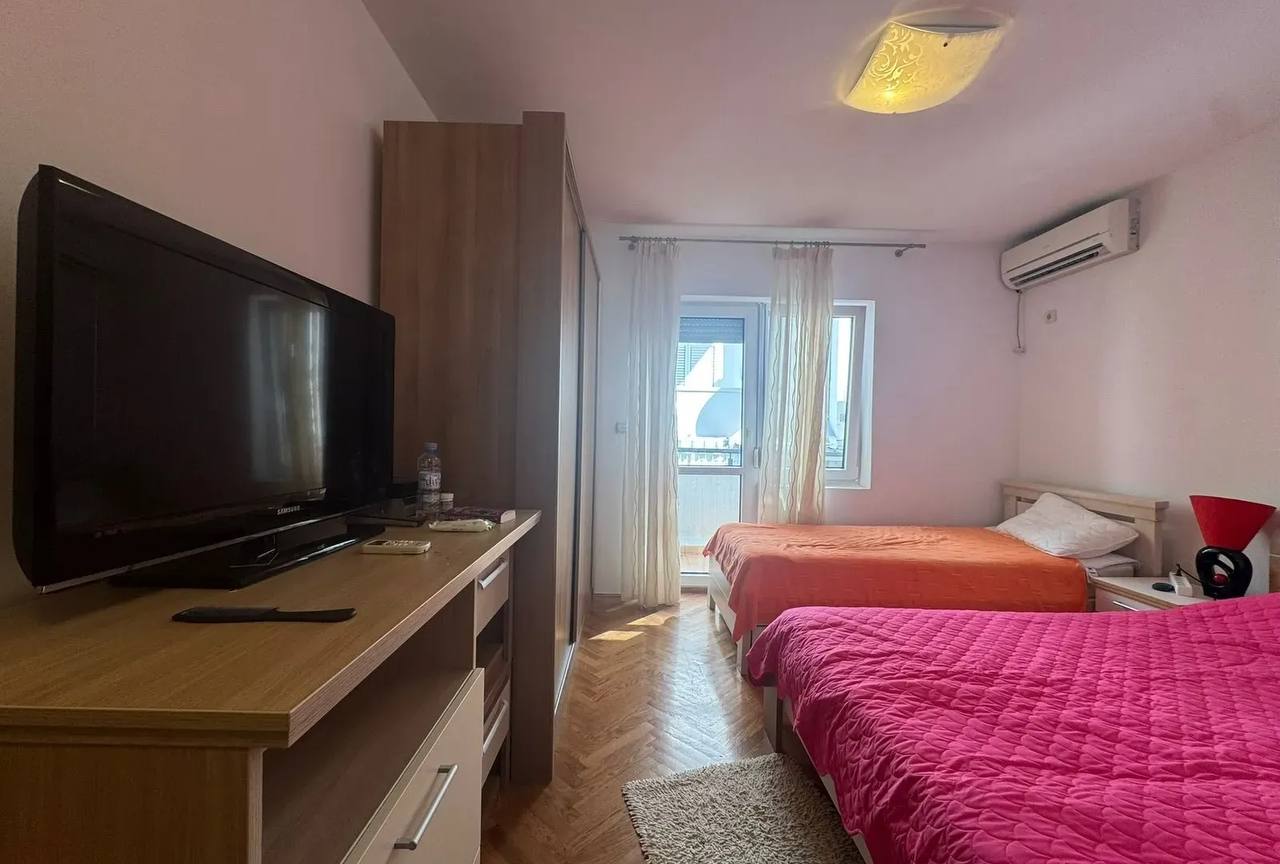 Квартира с 4 спальнями в Петроваце, 176 м² thumbnail 6