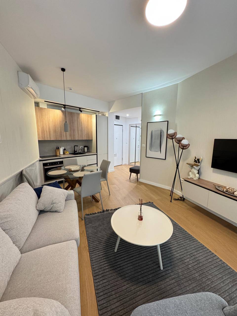 Квартира с 1 спальней в Бечичи, 54 м²