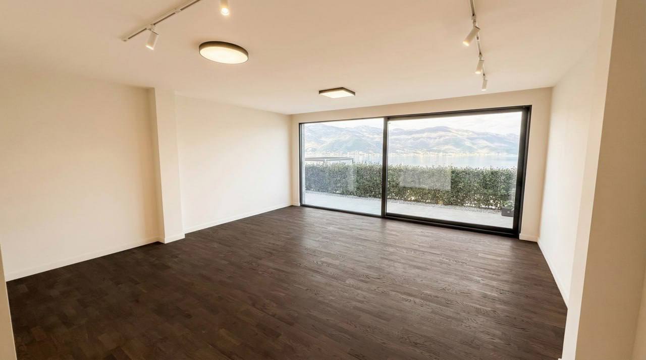 Квартира с 2 спальнями в Крашичах, 183 м² 5