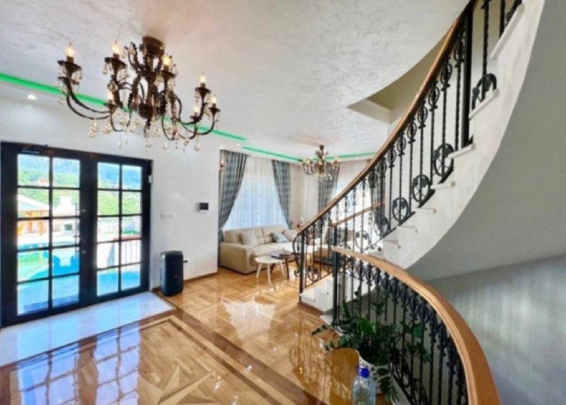 Вилла с 4 спальнями в Будве, 450 м² 3