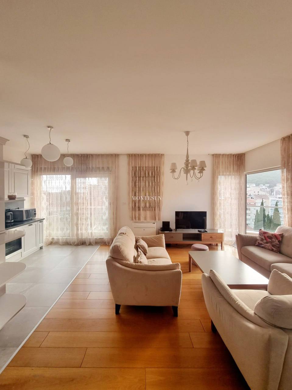 Квартира с 3 спальнями в 36 Blaža Jovanovića, 103 м² thumbnail 11