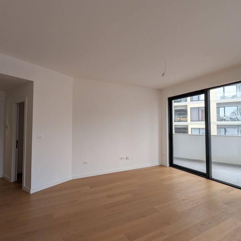 Квартира с 1 спальней в Бечичи, 58 м²