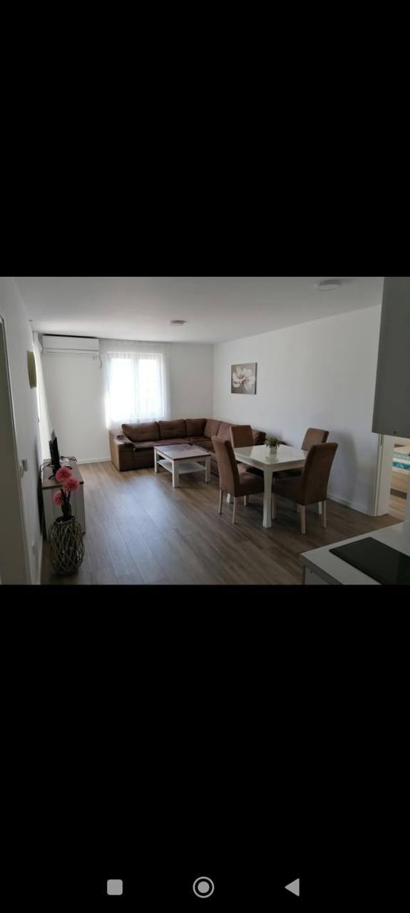 Квартира с 2 спальнями в Добра-Воде, 74 м² 4