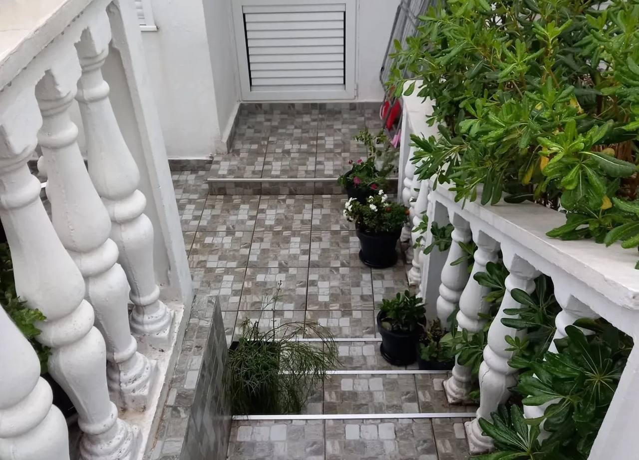 Квартира с 2 спальнями в Крашичах, 55 м² 2