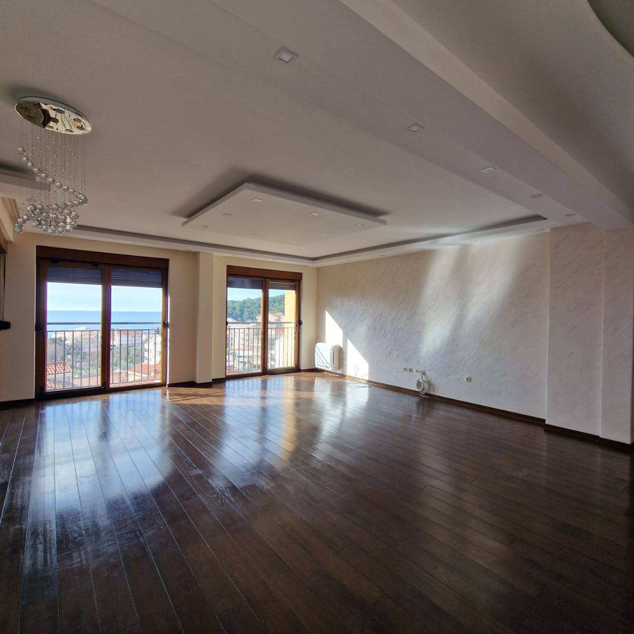 Квартира с 3 спальнями в Петроваце, 152 м² 2