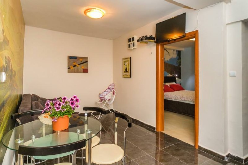 Квартира с 1 спальней в Рафаиловичах, 45 м² 3