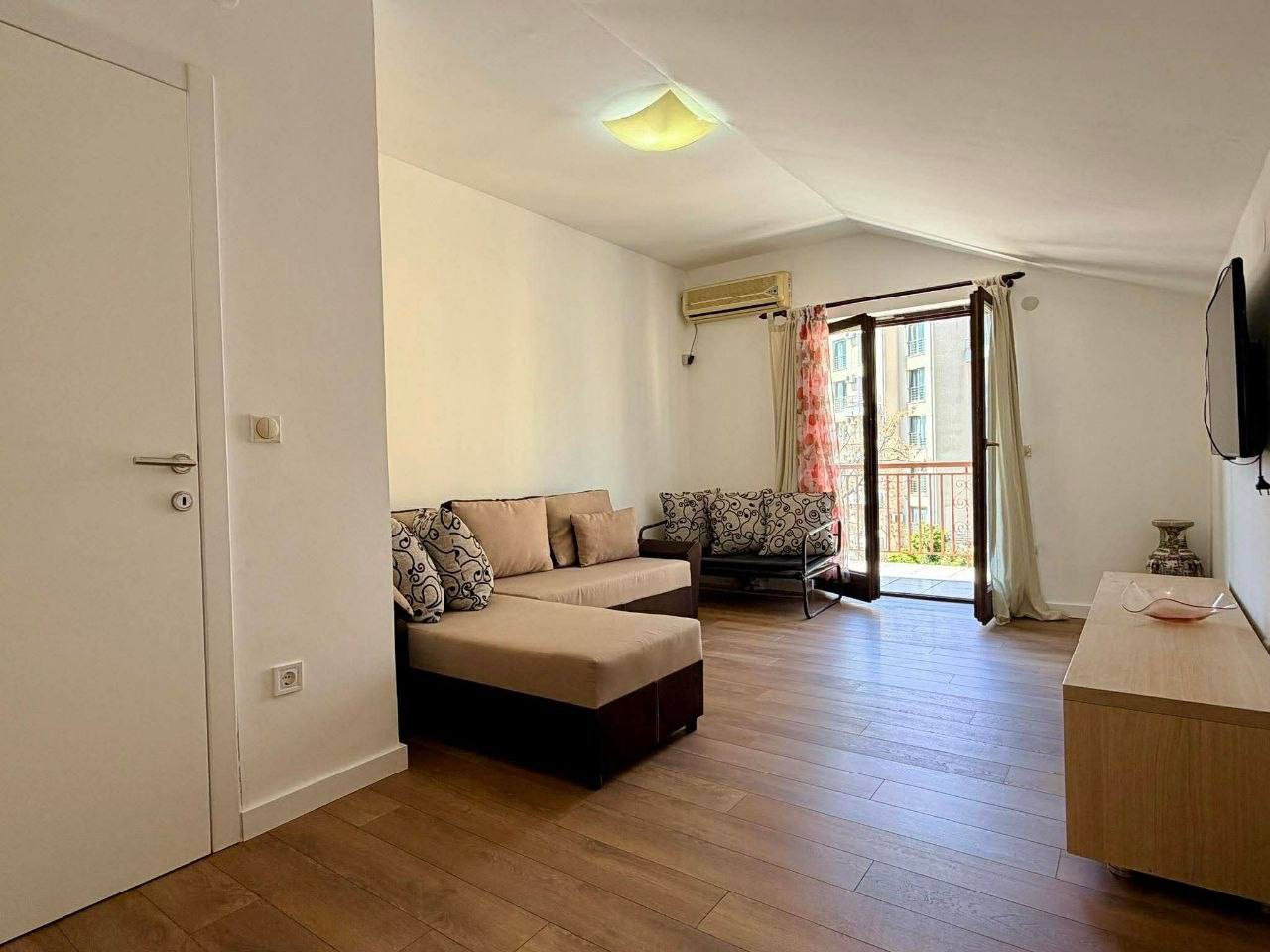 Квартира с 1 спальней в Бечичи, 46 м² 5