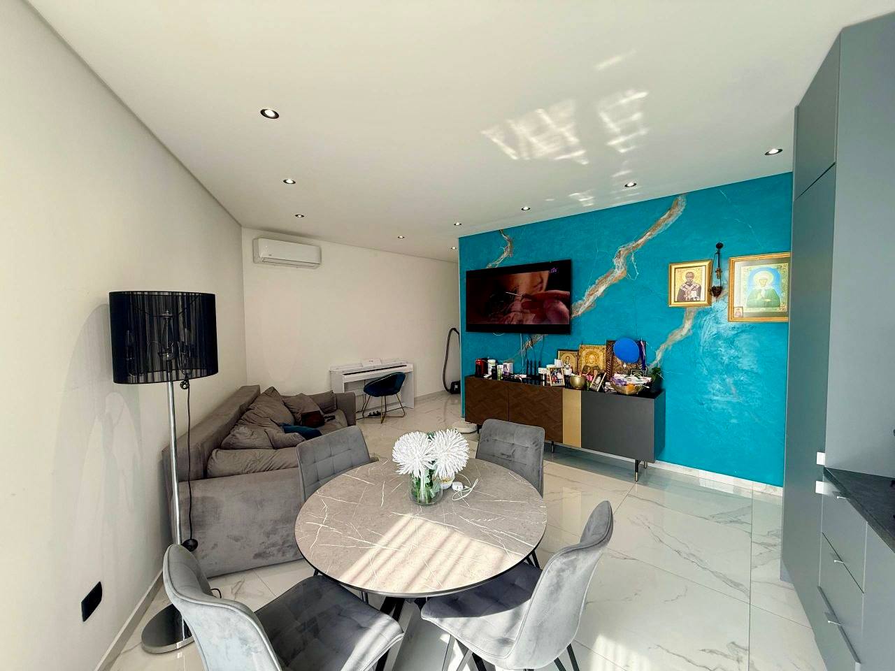 Квартира с 1 спальней в Будве, 91 м² 3