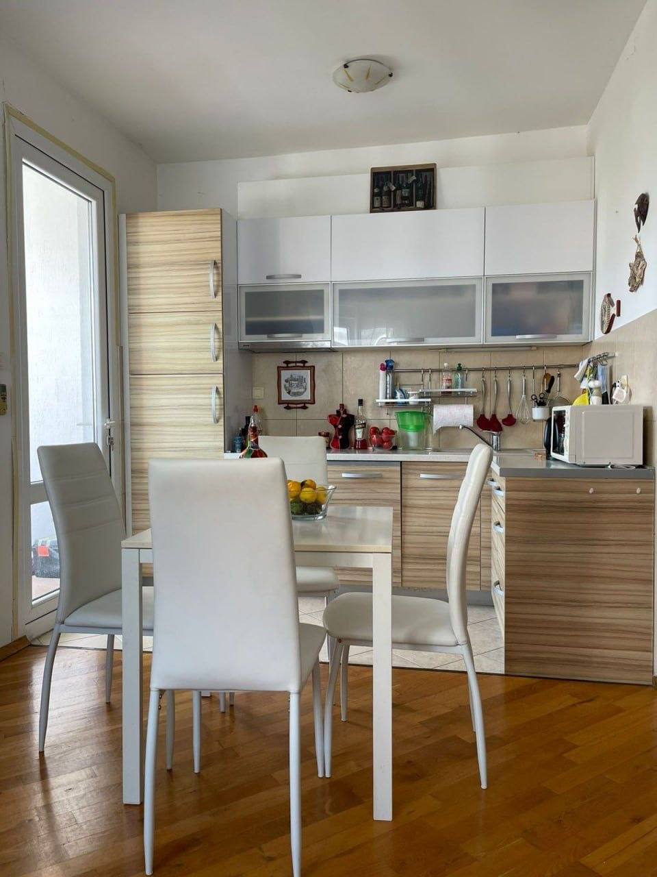 Квартира с 1 спальней в Баре, 47 м² 2