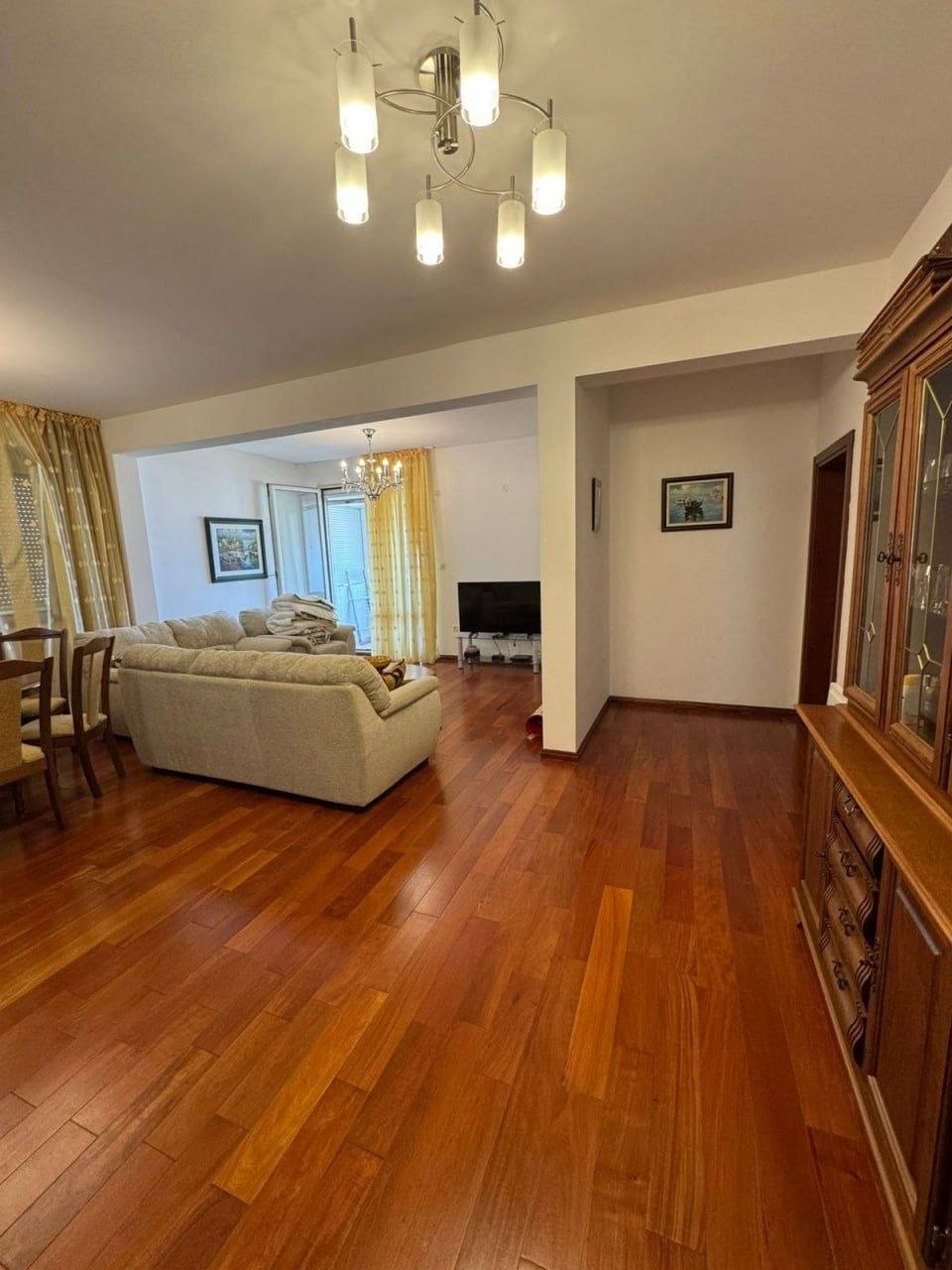 Квартира с 2 спальнями в Баре, 100 м² 4