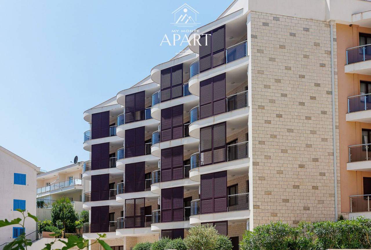 Квартира с 3 спальнями в Бечичи, 107 м²