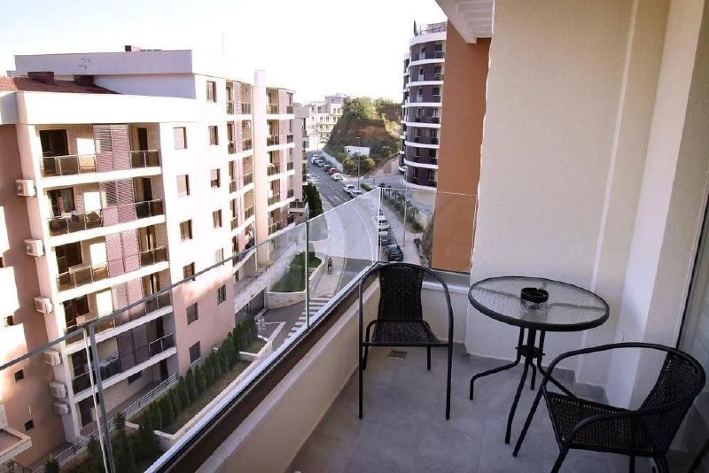 Квартира с 2 спальнями в Бечичи, 59 м²