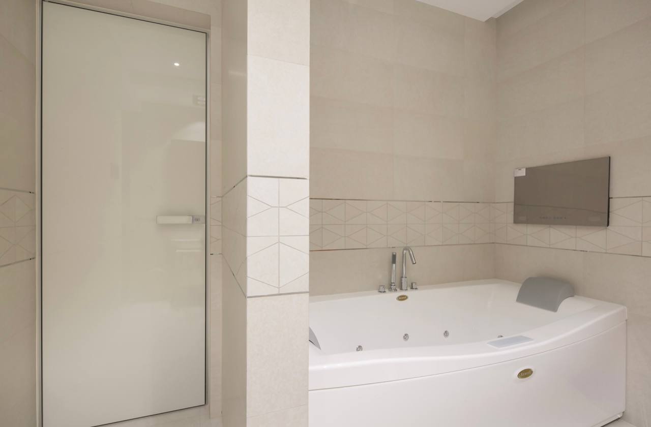 Квартира с 2 спальнями в Будве, 107 м² 2