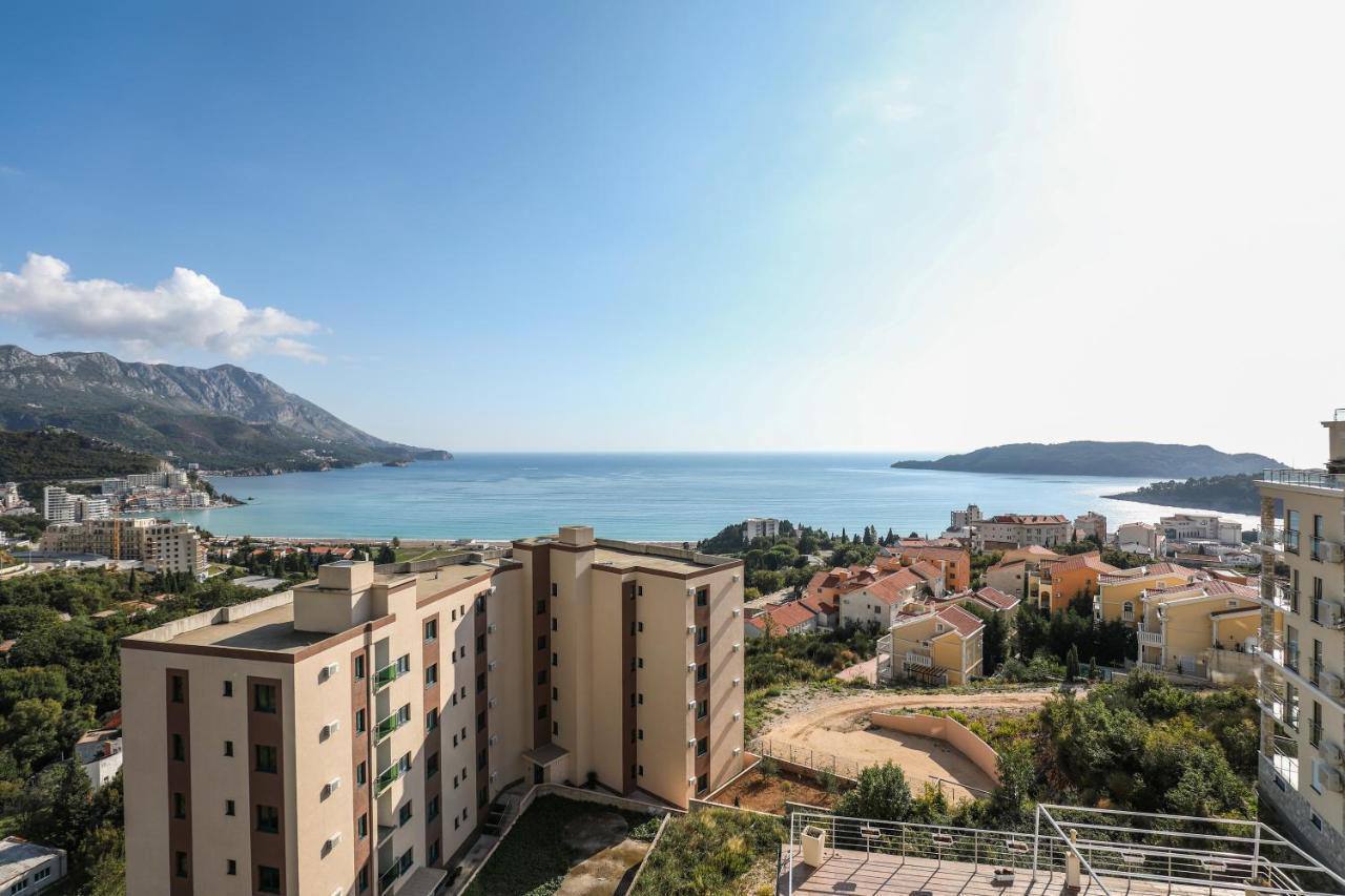 Квартира с 1 спальней в Бечичи, 35 м²