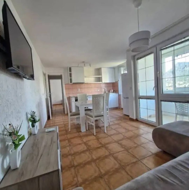 Квартира с 3 спальнями в Сутоморе, 76 м² 3
