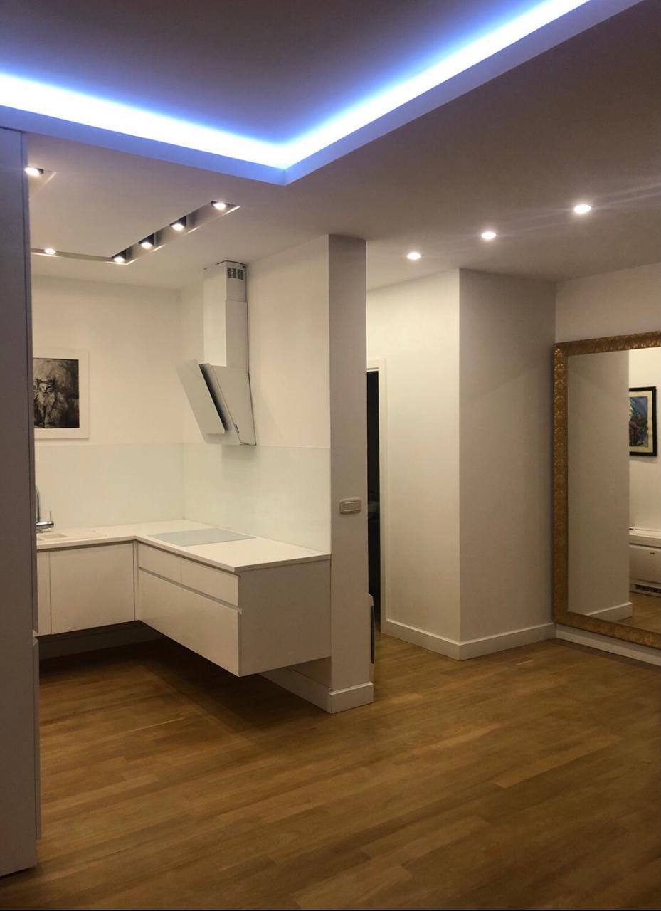 Квартира с 2 спальнями в Будве, 108 м²