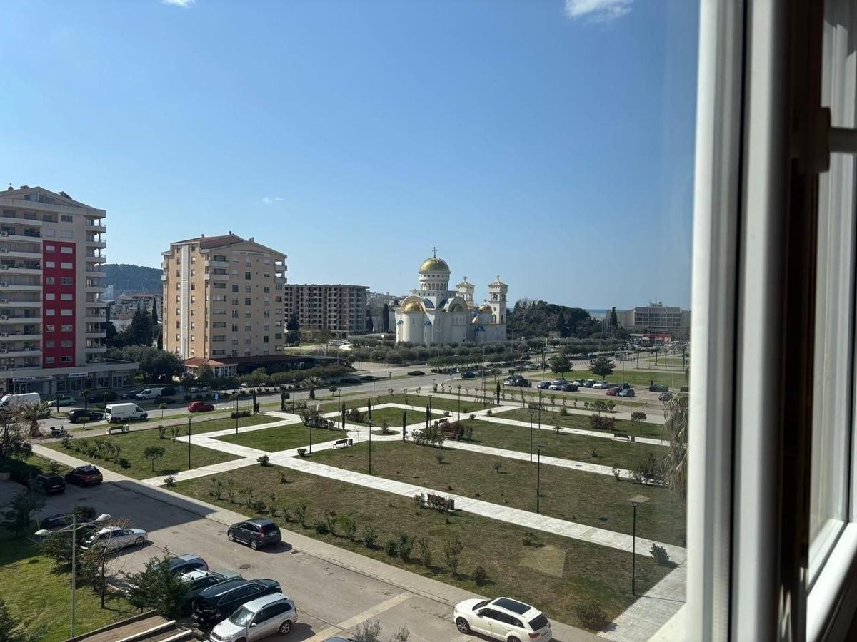 Квартира с 3 спальнями в Topolica, 100 м²