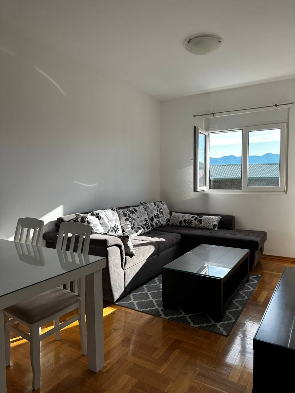 Квартира с 1 спальней в Дубовице, 40 м² 2