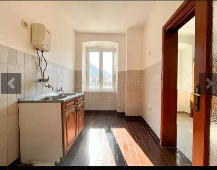 Квартира с 2 спальнями в Которе, 84 м² 5