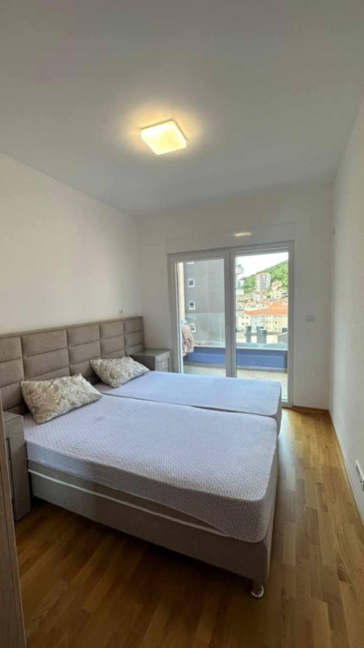 Квартира с 1 спальней в Будве, 53 м²