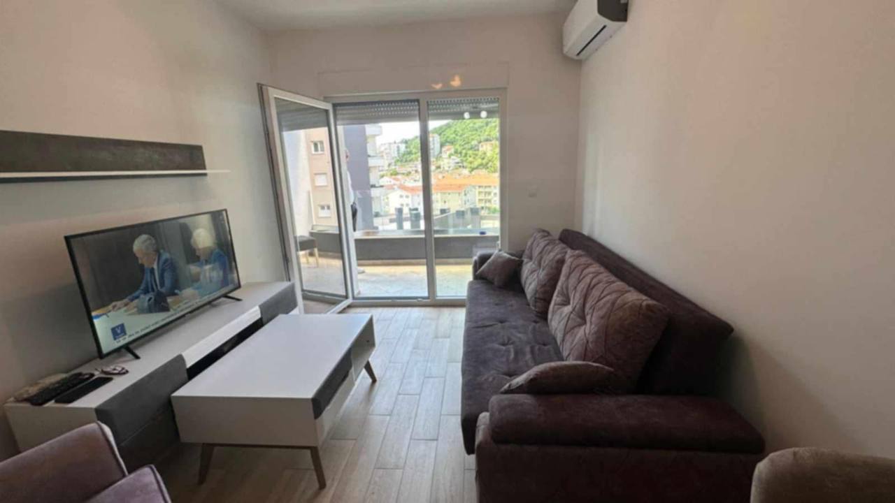 Квартира с 1 спальней в Будве, 53 м² 3