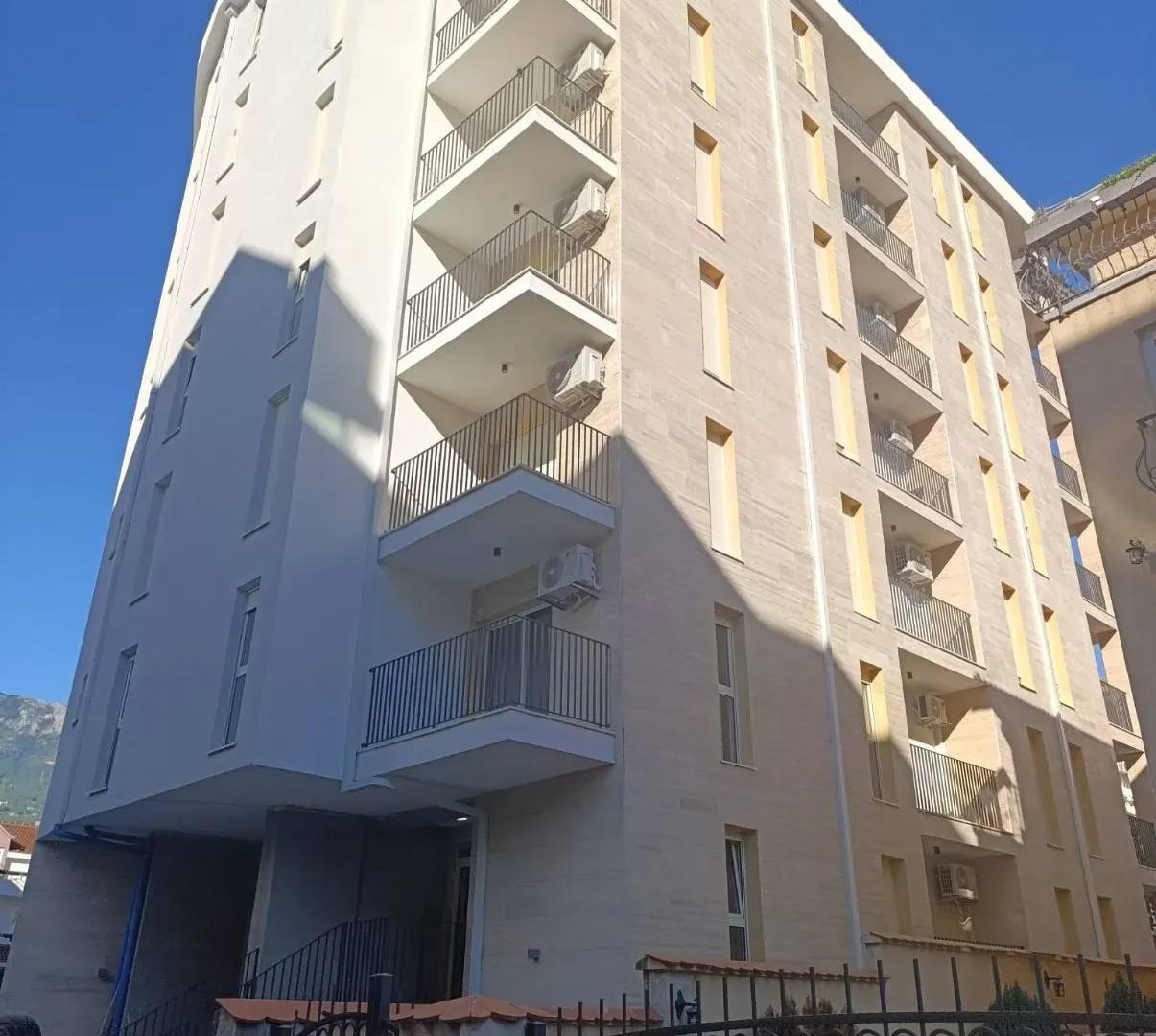 Квартира с 2 спальнями в Будве, 65 м² thumbnail 10