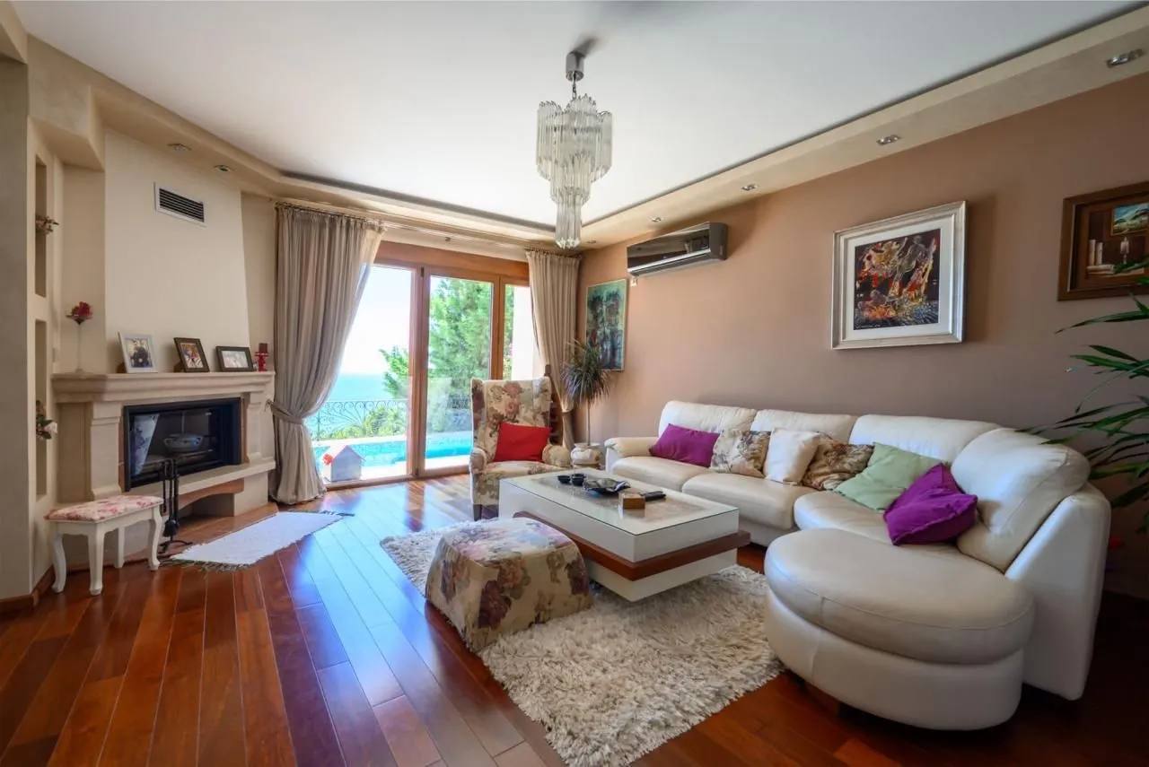 Вилла с 5 спальнями в Шушани, 252 м² 3