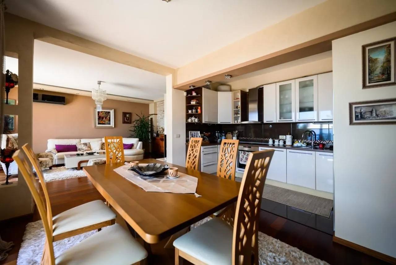Вилла с 5 спальнями в Шушани, 252 м² 5