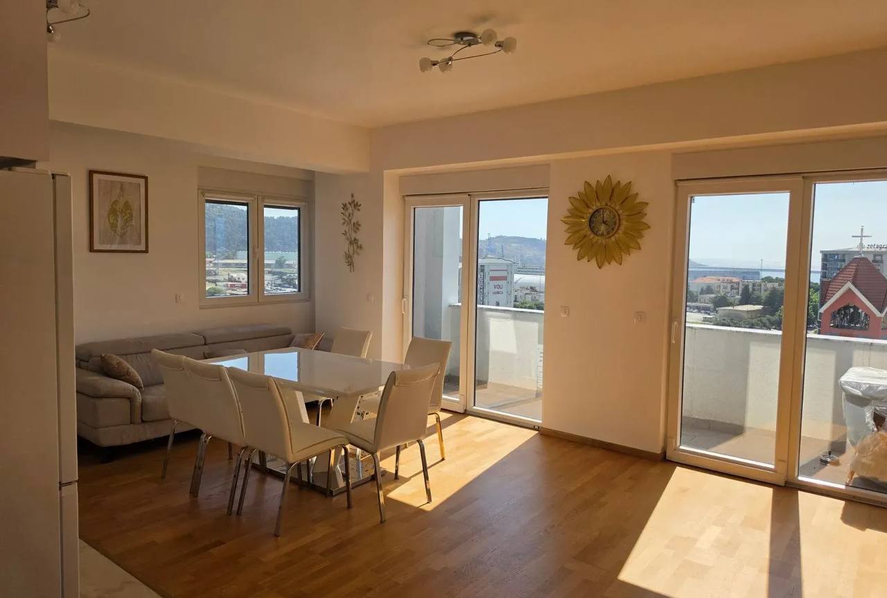 Квартира с 1 спальней в Баре, 57 м²