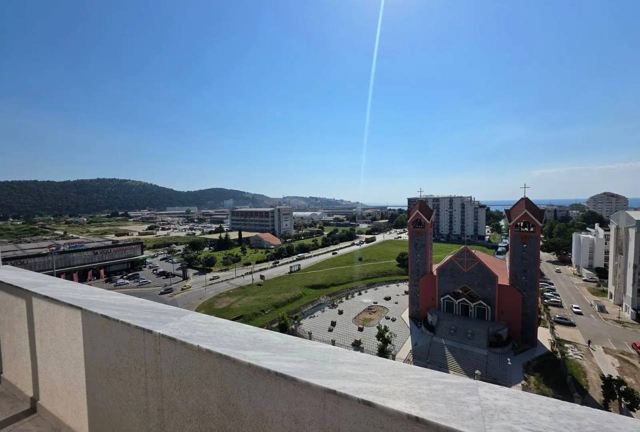 Квартира с 1 спальней в Баре, 57 м² 3