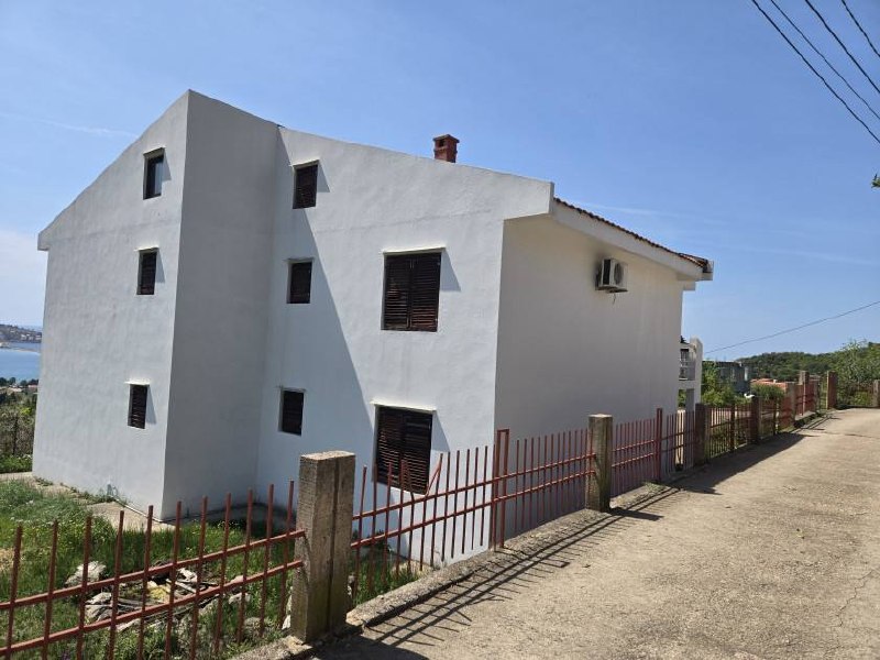 Дом с 3 спальнями в Шушани, 272 м² 4