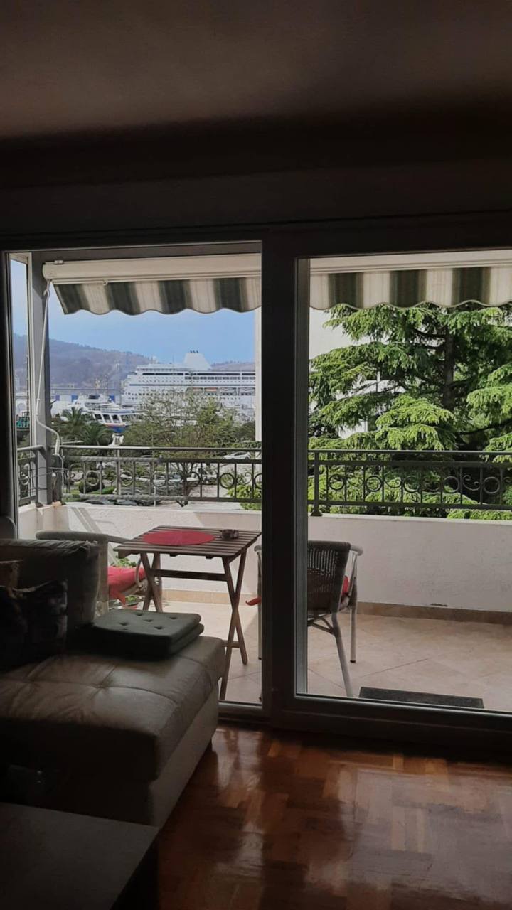 Квартира с 2 спальнями в Баре, 60 м²