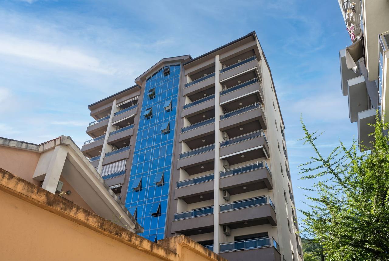 Квартира с 1 спальней в Будве, 51 м² 2