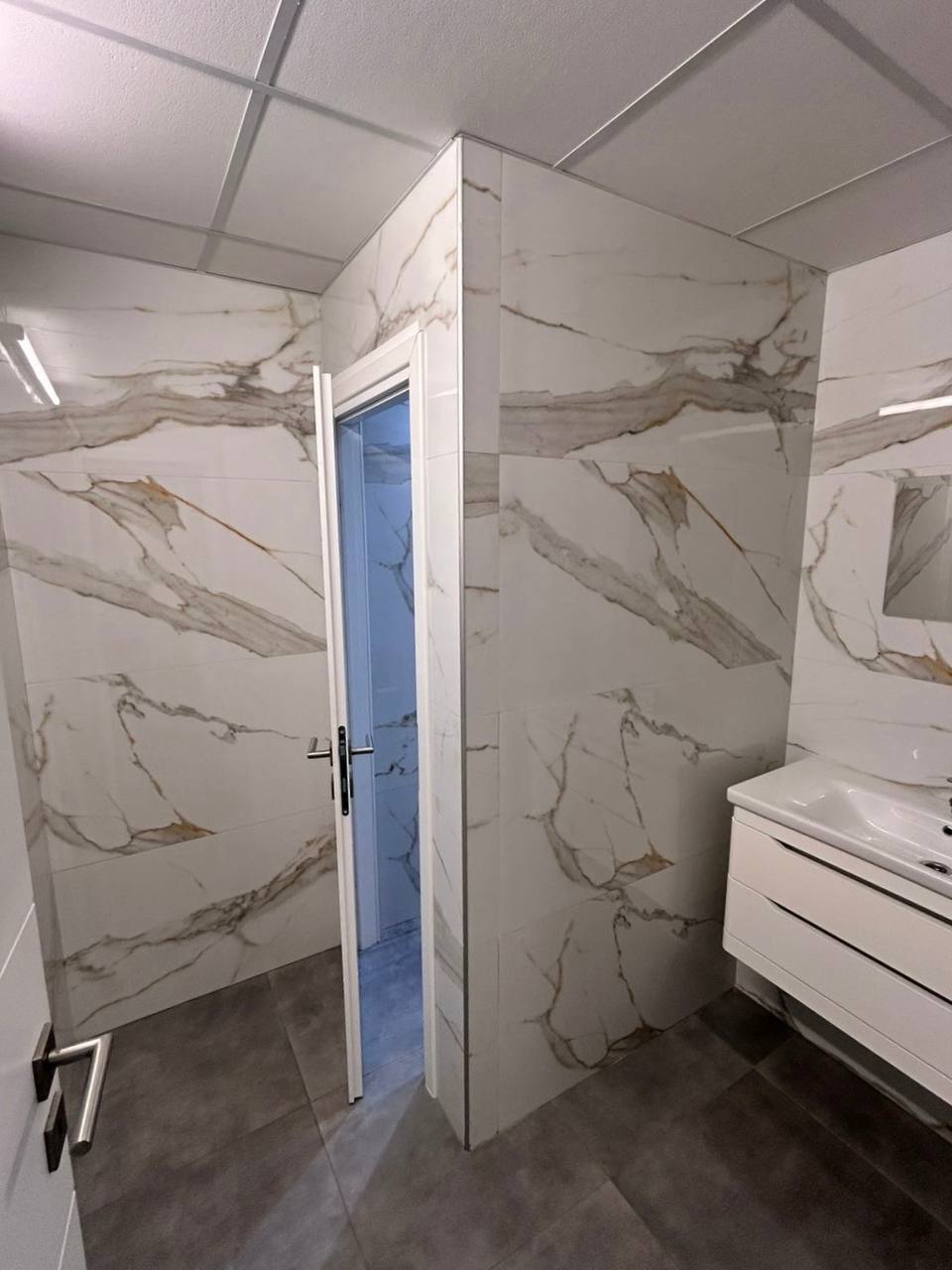 Коммерческое помещение в Будве, 158 м² thumbnail 8