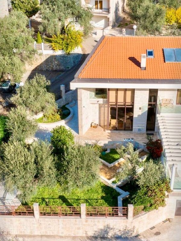Вилла с 3 спальнями в Режевичах, 250 м² 2