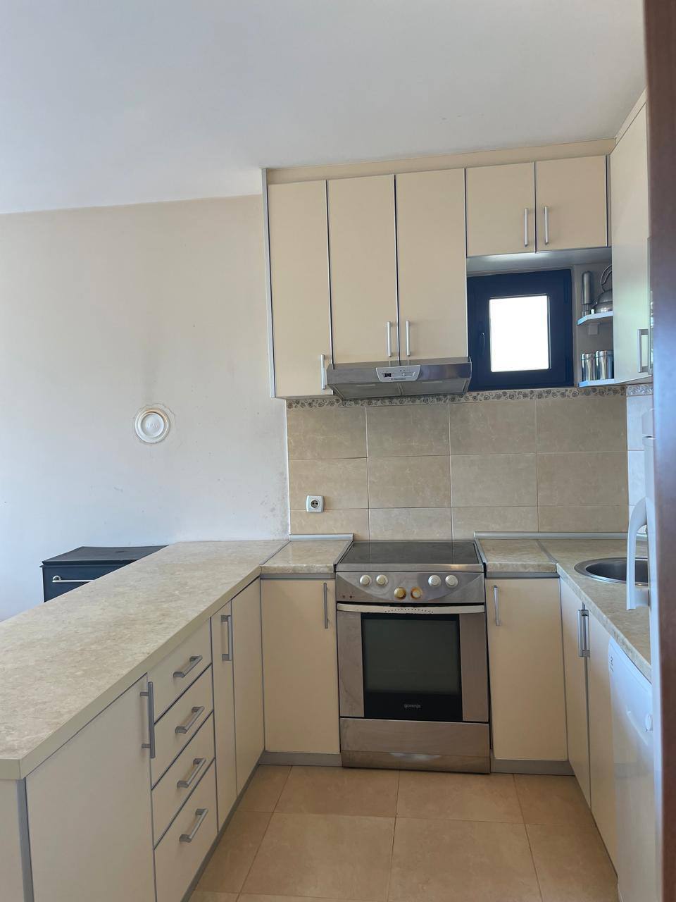Квартира с 2 спальнями в Будве, 78 м²