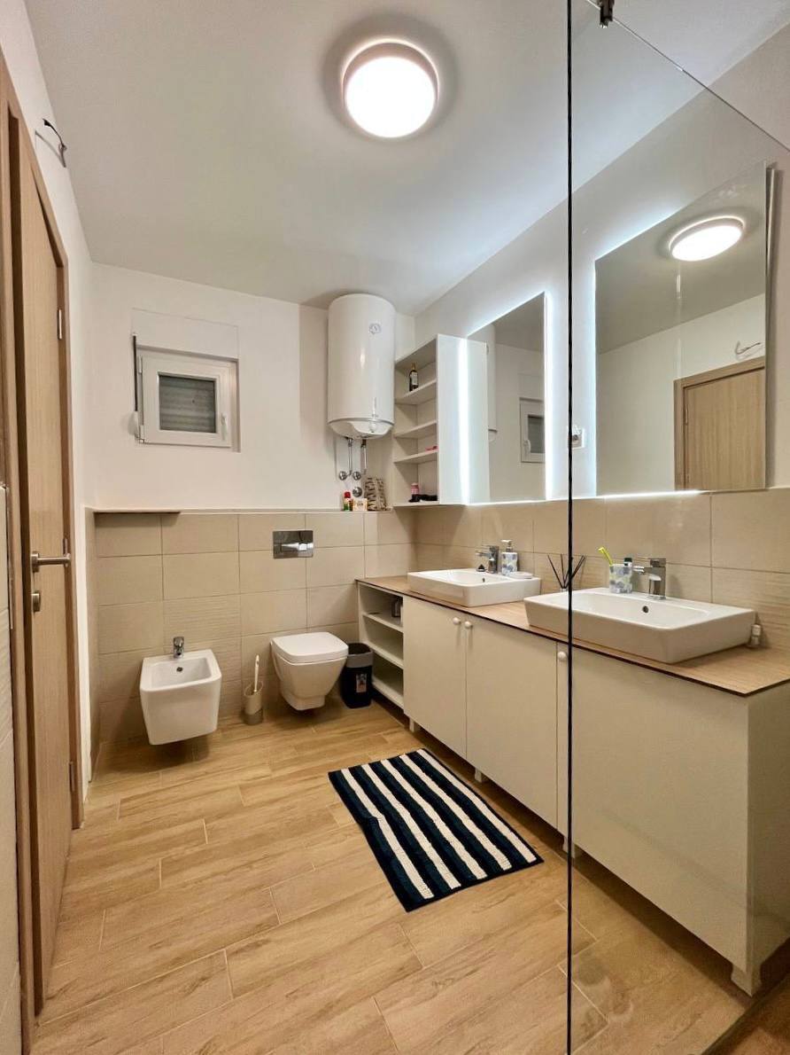 Квартира с 3 спальнями в Будве, 150 м² thumbnail 7
