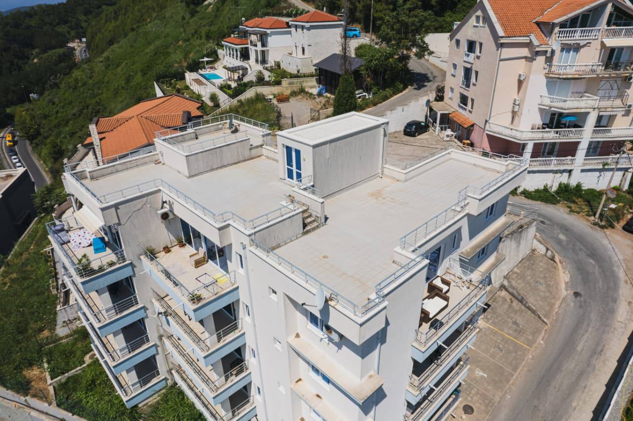 Квартира с 1 спальней в Комошевине, 65 м²