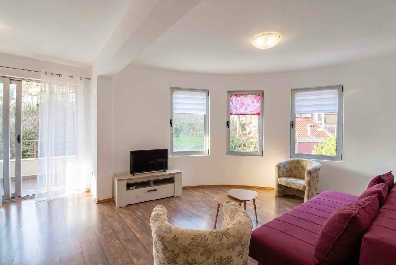Квартира с 1 спальней в Бечичи, 48 м² 3