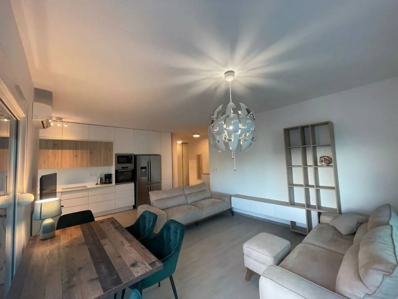 Квартира с 3 спальнями в Бечичи, 89 м² 2